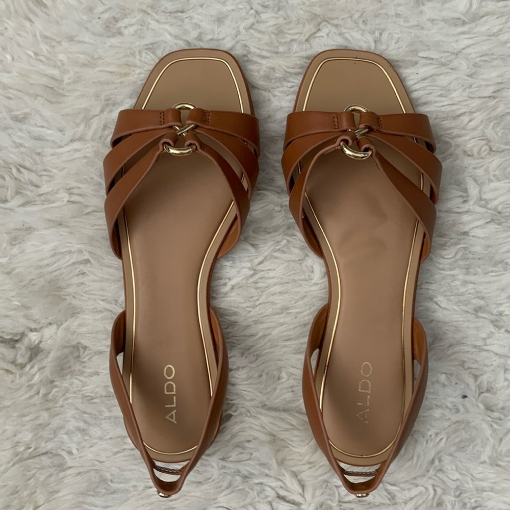 Aldo Sandals